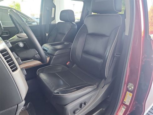Used 2018 Chevrolet Silverado 2500 High Country w/ Duramax Plus Package image 19