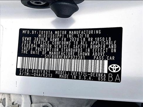 Used 2019 Toyota Corolla LE image 30