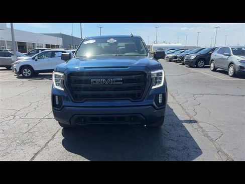Used 2021 GMC Sierra 1500 Elevation w/ LPO, Elevation Black Package AWD/4WD image 3