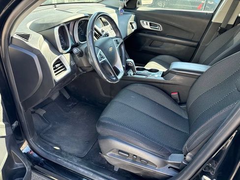 Used 2015 Chevrolet Equinox LT w/ Driver Convenience Package FWD image 2