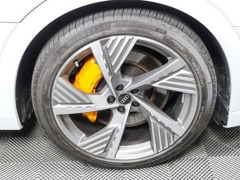 Certified 2023 Audi e-tron Prestige w/ Prestige Package image 39