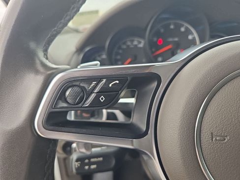 Used 2017 Porsche Cayenne image 24