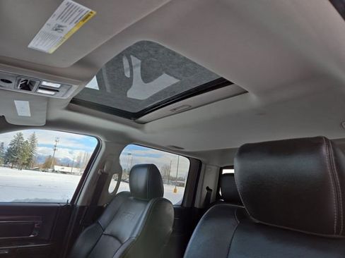 Used 2014 RAM 1500 Laramie w/ Convenience Group image 33