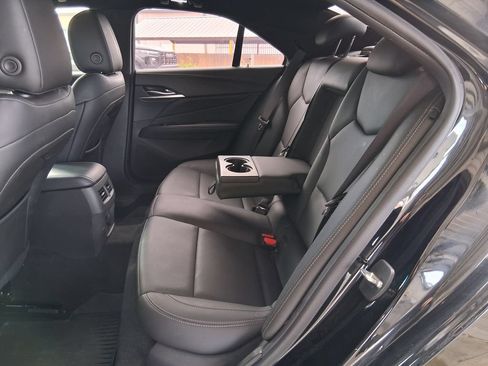 Used 2022 Cadillac CT4 Luxury RWD image 18