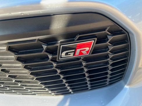 Used 2022 Toyota GR86 w/ ALL Weather Mat Package (TMS) RWD image 18