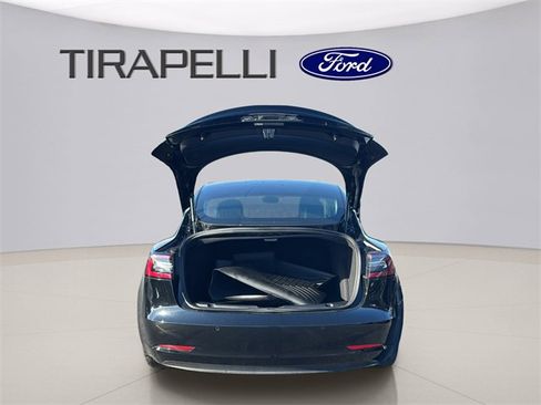 Used 2020 Tesla Model 3 Standard Range Plus image 9