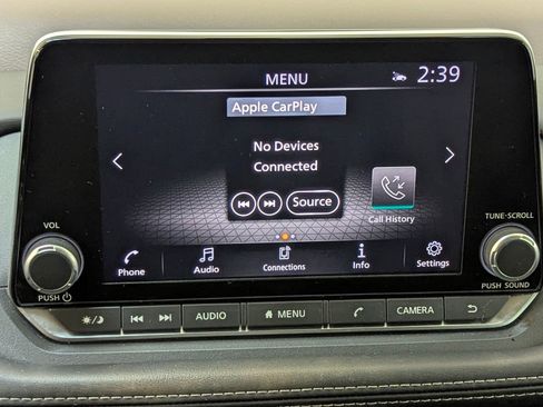 Used 2022 Nissan Rogue SV image 25