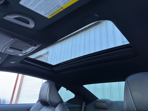 Used 2021 INFINITI Q60 3.0t Luxe w/ Essential Package image 11