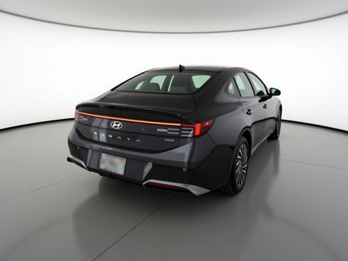 Used 2025 Hyundai Sonata SEL image 9