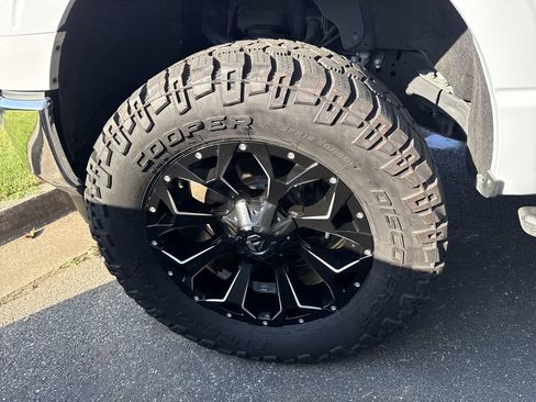 Used 2021 Ford F150 XLT w/ Equipment Group 302A High AWD/4WD image 11