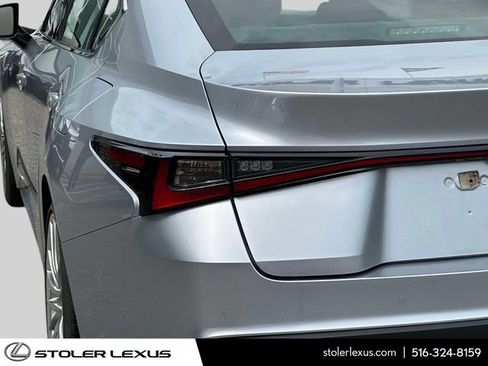 Used 2023 Lexus IS 300 AWD w/ Premium Package image 14