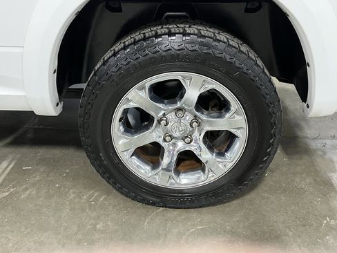 Used 2017 RAM 1500 Laramie w/ Convenience Group image 25