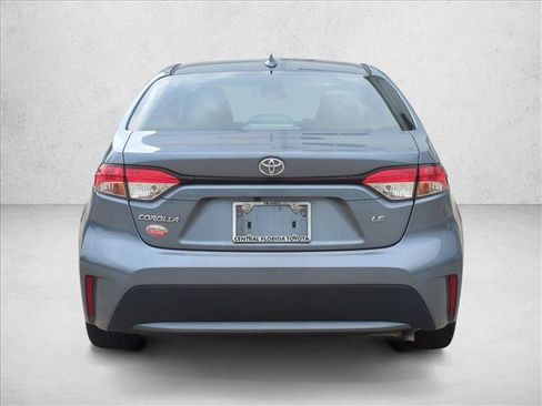 Used 2020 Toyota Corolla LE FWD image 6