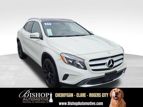 Used 2017 Mercedes-Benz GLA 250 4MATIC image 26