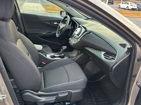 Used 2024 Chevrolet Malibu RS image 10