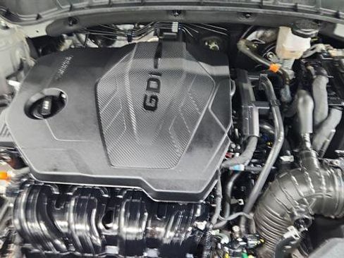 Used 2024 Hyundai Tucson Limited image 35