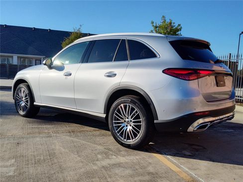 New 2026 Mercedes-Benz GLC 300 image 3