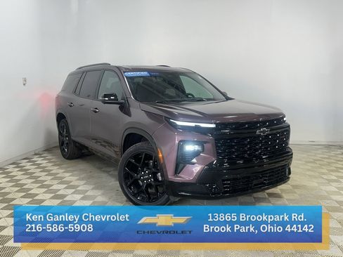 Certified 2024 Chevrolet Traverse RS w/ LPO, Floor Liner Package image 3