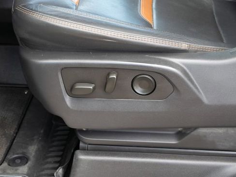 Used 2023 GMC Sierra 1500 AT4 image 18