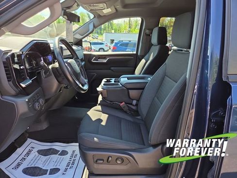 Used 2023 Chevrolet Silverado 1500 RST AWD/4WD image 13