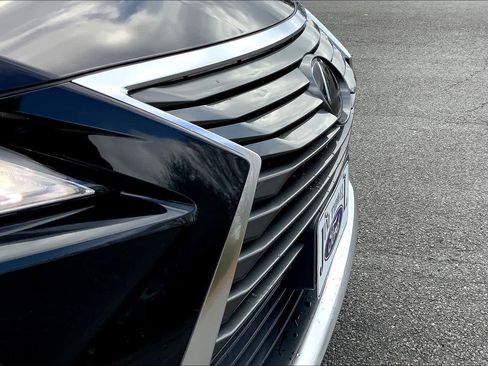 Used 2017 Lexus RX 350 AWD w/ Premium Package image 29