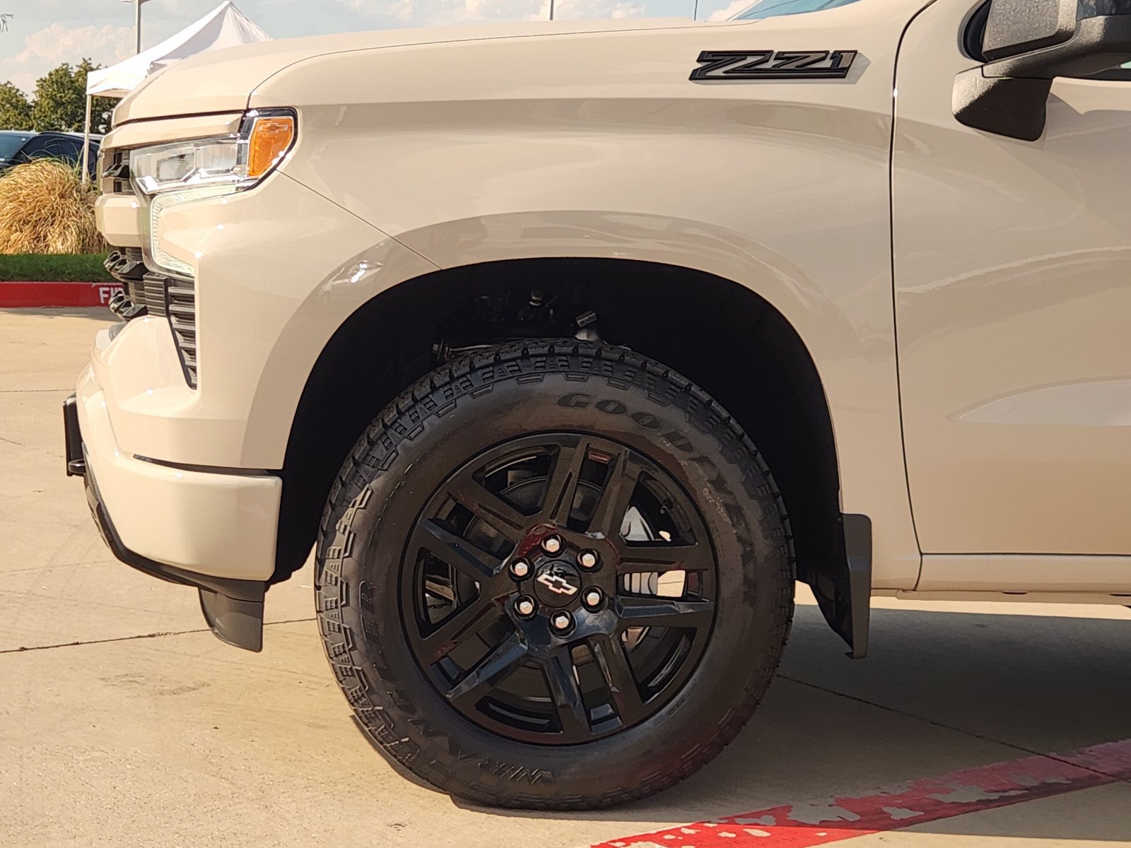 New 2026 Chevrolet Silverado 1500 RST w/ Z71 Off-Road Package AWD/4WD image 9