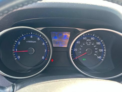 Used 2014 Hyundai Tucson SE FWD image 16