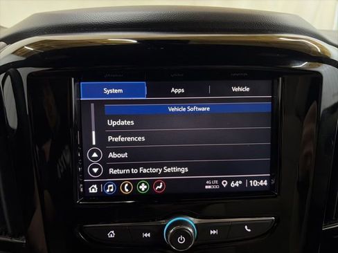Used 2023 Chevrolet Traverse LS AWD/4WD image 61