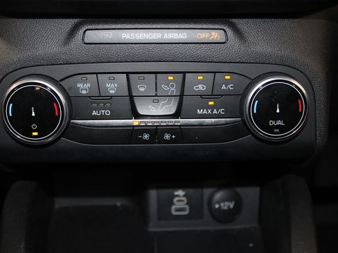 Used 2025 Ford Escape ST-Line AWD/4WD image 27