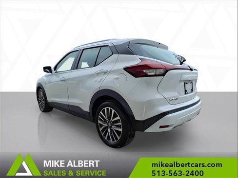Used 2021 Nissan Kicks SV image 5