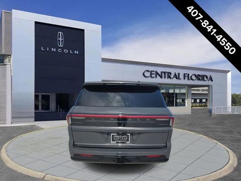 New 2026 Lincoln Navigator Black Label AWD/4WD image 4