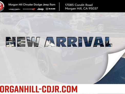 Used 2018 Dodge Challenger SXT w/ Blacktop Package image 1