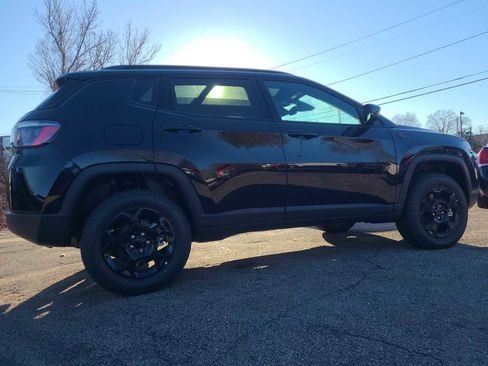 New 2024 Jeep Compass Trailhawk w/ Sun and Sound Group AWD/4WD image 4