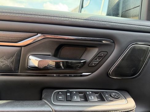 Used 2022 RAM 1500 Limited AWD/4WD image 7