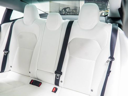Used 2025 Tesla Model 3 Long Range RWD image 42
