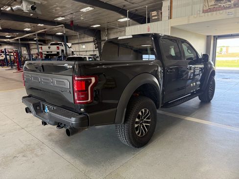 Used 2020 Ford F150 Raptor w/ Equipment Group 802A Luxury AWD/4WD image 7