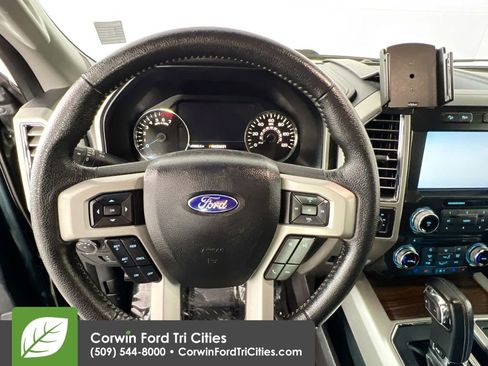 Used 2015 Ford F150 Lariat w/ Equipment Group 502A Luxury image 7