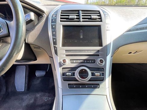 Used 2017 Lincoln MKZ Reserve w/ Climate Package image 12