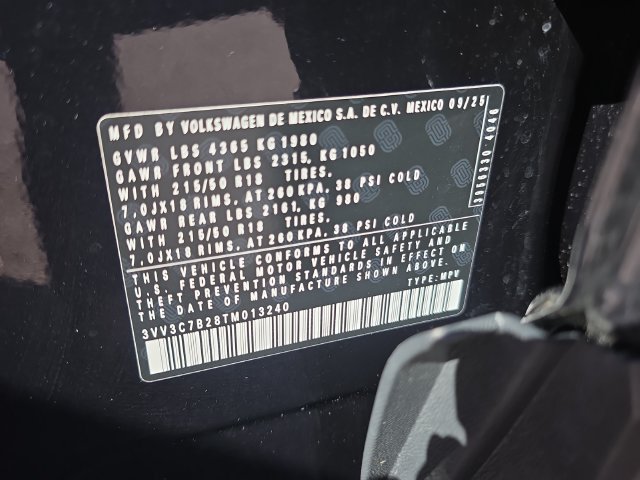 Certified 2026 Volkswagen Taos SE FWD image 25