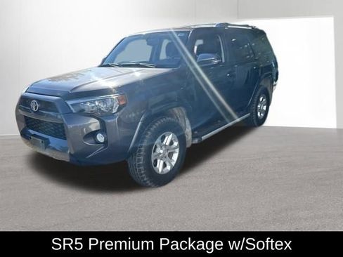Used 2017 Toyota 4Runner SR5 Premium AWD/4WD image 6