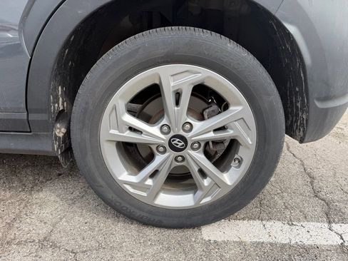 Used 2023 Hyundai Kona SEL image 5