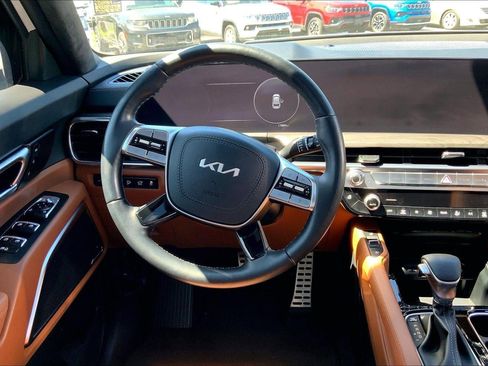Used 2025 Kia Telluride SX Prestige X-Pro AWD/4WD image 4