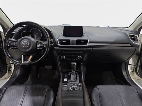 Used 2018 MAZDA MAZDA3 Grand Touring w/ Premium Equipment Package image 10