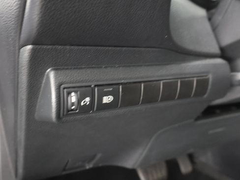 Used 2024 Toyota Corolla LE FWD image 38