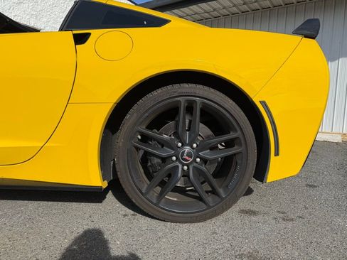 Used 2014 Chevrolet Corvette Stingray Coupe w/ 2LT Preferred Equipment Group image 19