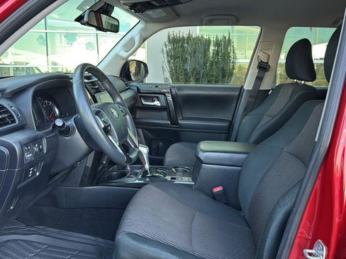 Used 2022 Toyota 4Runner TRD Off-Road image 8