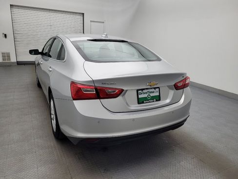 Used 2018 Chevrolet Malibu LT w/ Driver Confidence Package image 6