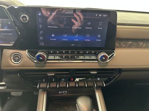 Used 2025 Chevrolet Colorado ZR2 w/ Technology Package image 21