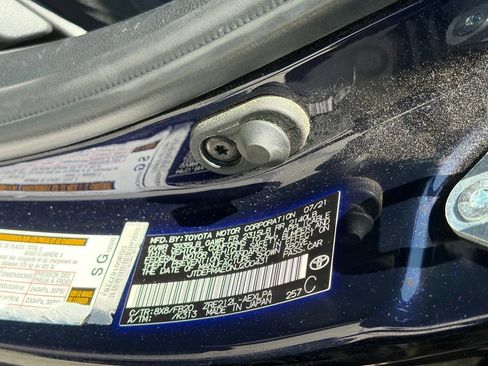 Used 2022 Toyota Corolla LE w/ Carpet Mat Package (TMS) FWD image 11