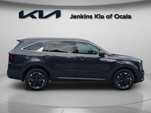 New 2026 Kia Sorento S w/ S Panoramic Sunroof Package image 6
